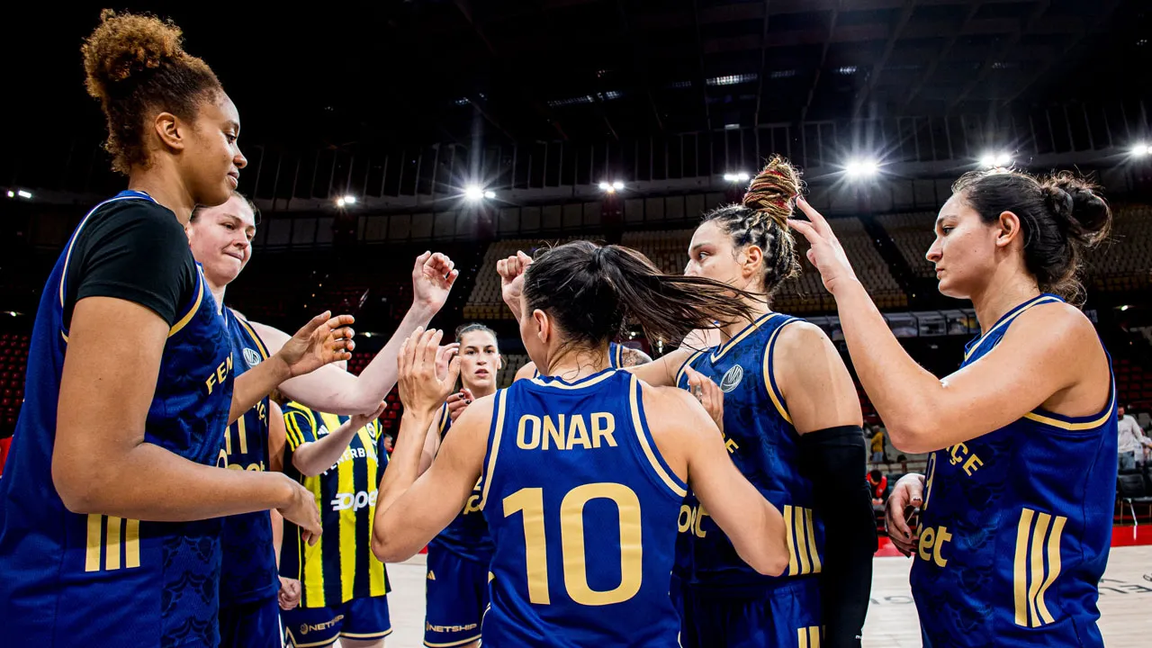 Fenerbahçe, Yunan devine 52 sayı fark attı