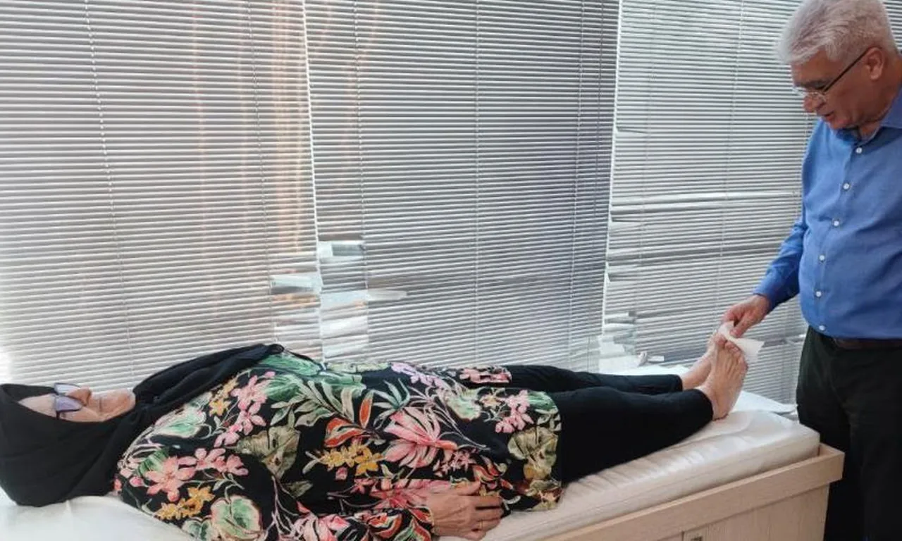 “Masada kalırsın” dediler! Zarife teyze riskli ameliyattan yürüyerek çıktı