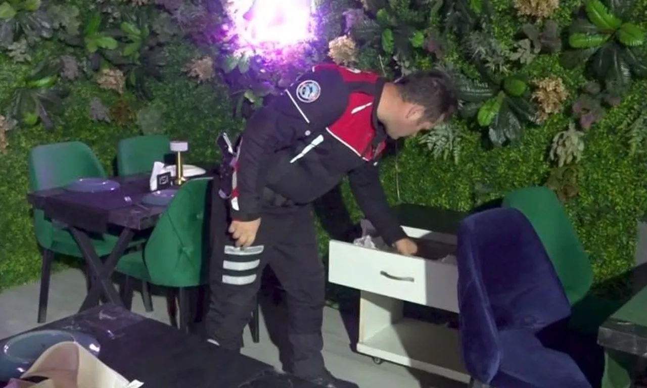 Sahte kadın profilleriyle tuzak! “Son kadeh” operasyonunda 16 kişi tutuklandı