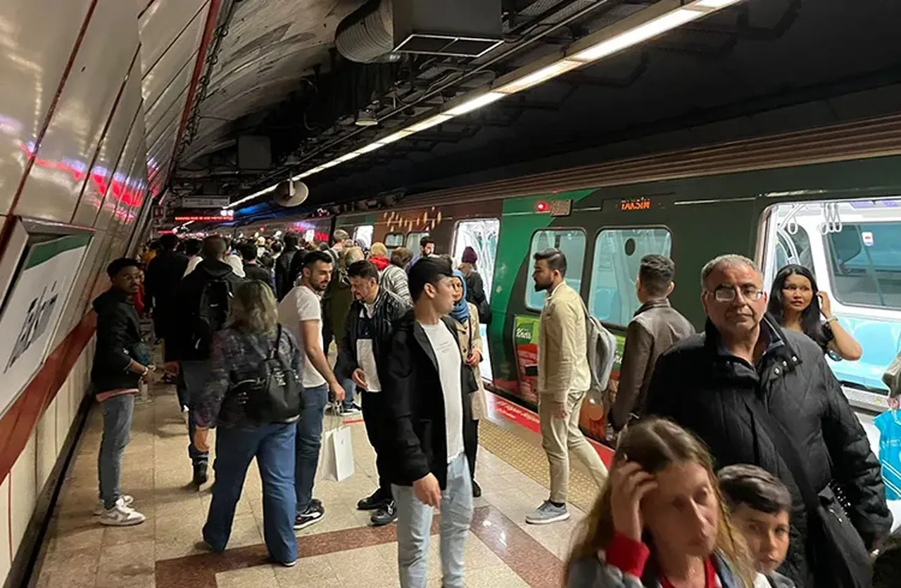Taksim metrosu açık mı? 26 Kasım Çarşamba M2 Yenikapı-Hacıosman metro hattı için açıklama geldi!