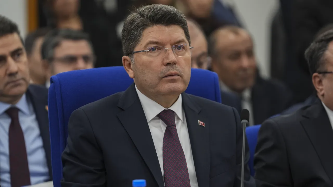 Adalet Bakanı Tunç açıkladı: Çocuklar için adalet merkezleri artırılıyor