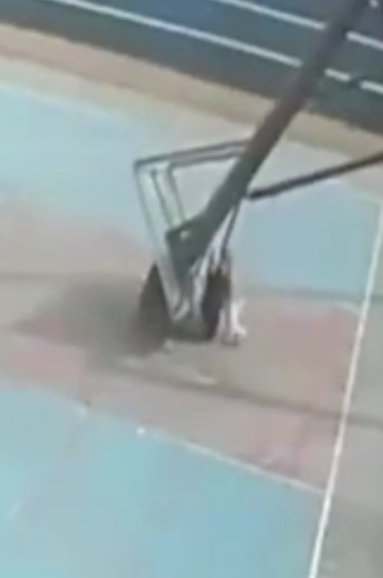 Pota üzerine devrildi