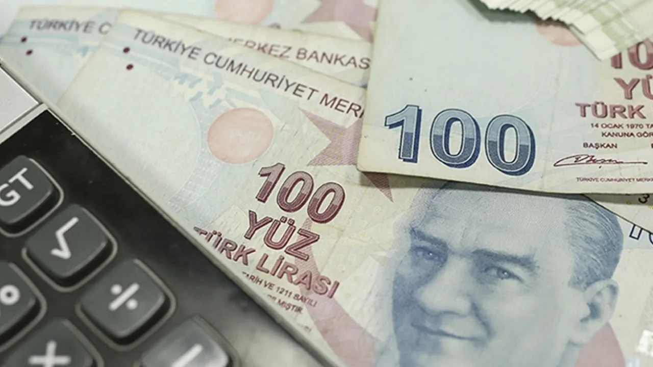 Çalışanlar merakla bekliyordu, 2026 yılı için günlük yemek kartı ücreti belli oldu