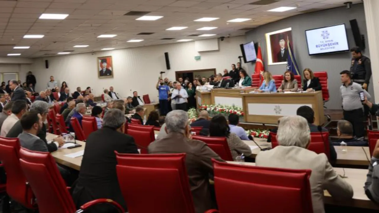 CHP'li belediyeler cenaze ve defin işlemlerini sonlandırdı! Aydın'da ulaşıma zam 