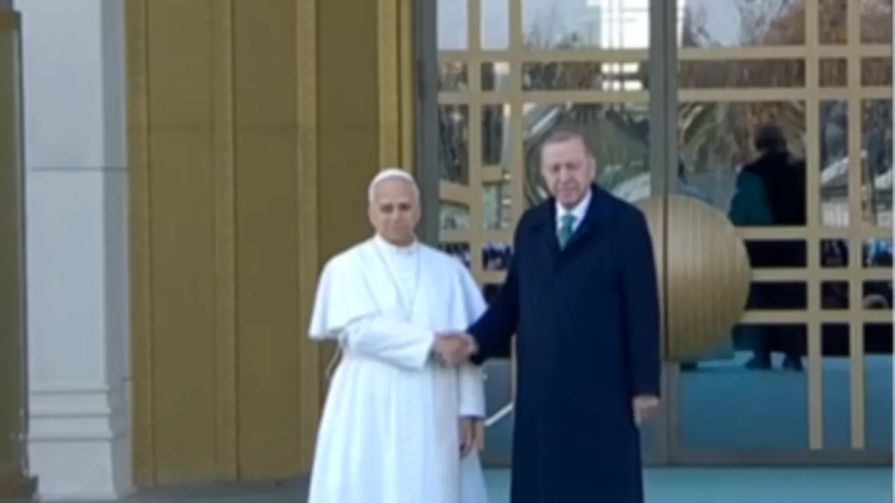 Cumhurbaşkanı Erdoğan, Papa 1e bir araya geldi