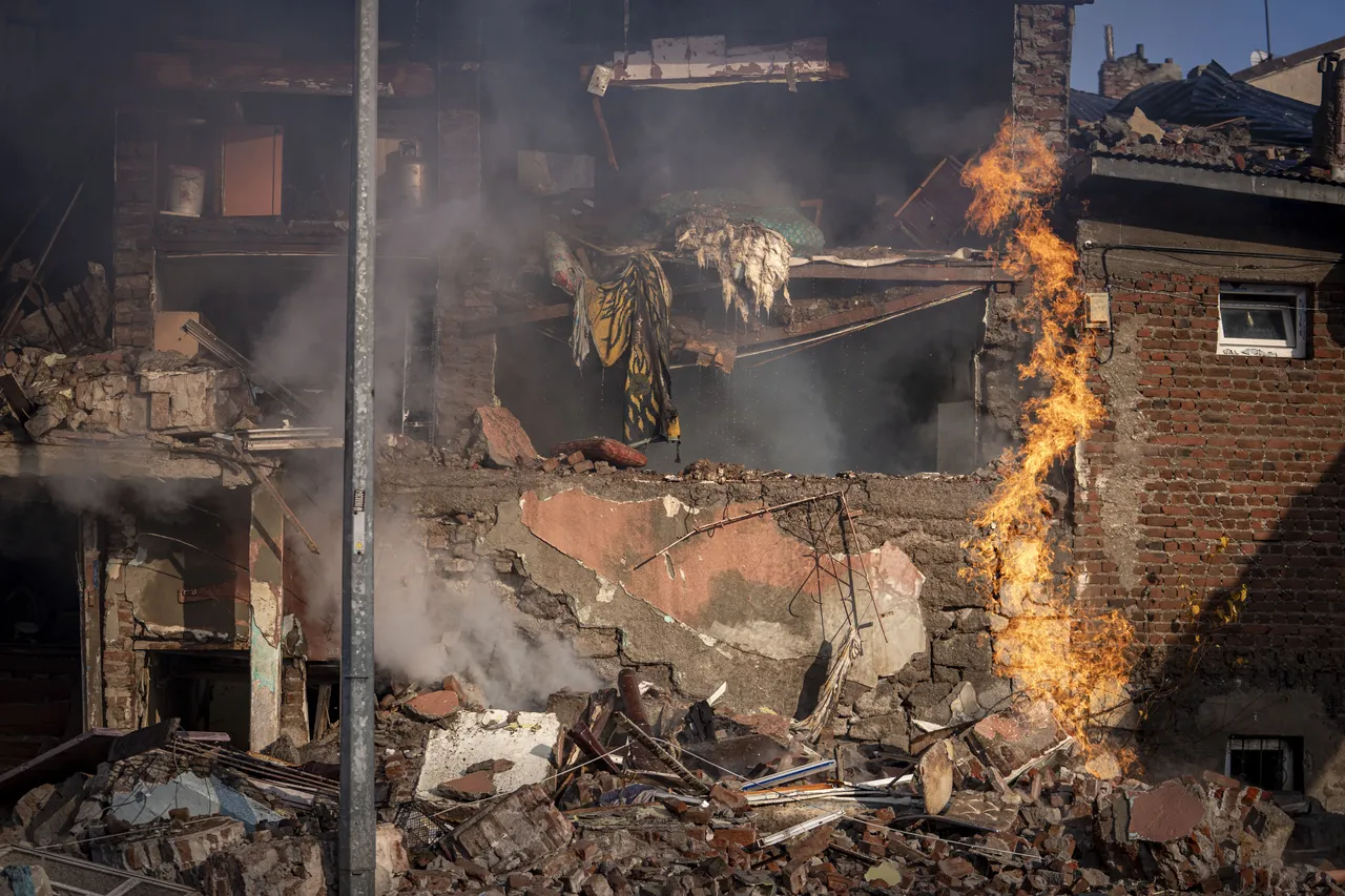 Patlamanın meydana geldiği ev