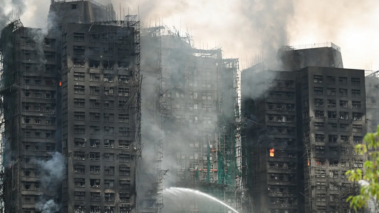 Hong Kong'ta site küle döndü! 44 kişi öldü, yüzlerce kişi kayıp