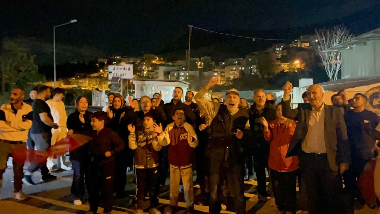 Tünel inşaatı çatlaklara neden oldu! 