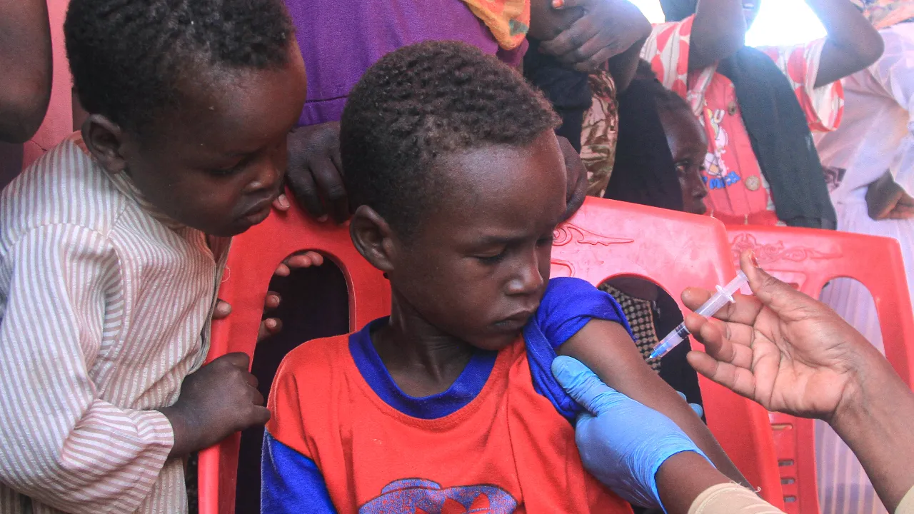 Aşılar otizm nedeni mi? CDC'den tartışmalı karar