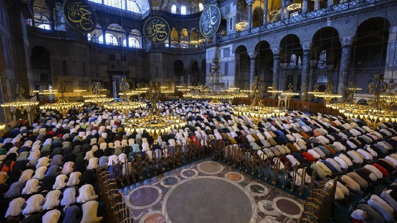 Cuma namazı saat kaçta kılınacak? 28 Kasım il il Cuma namazı vakitleri