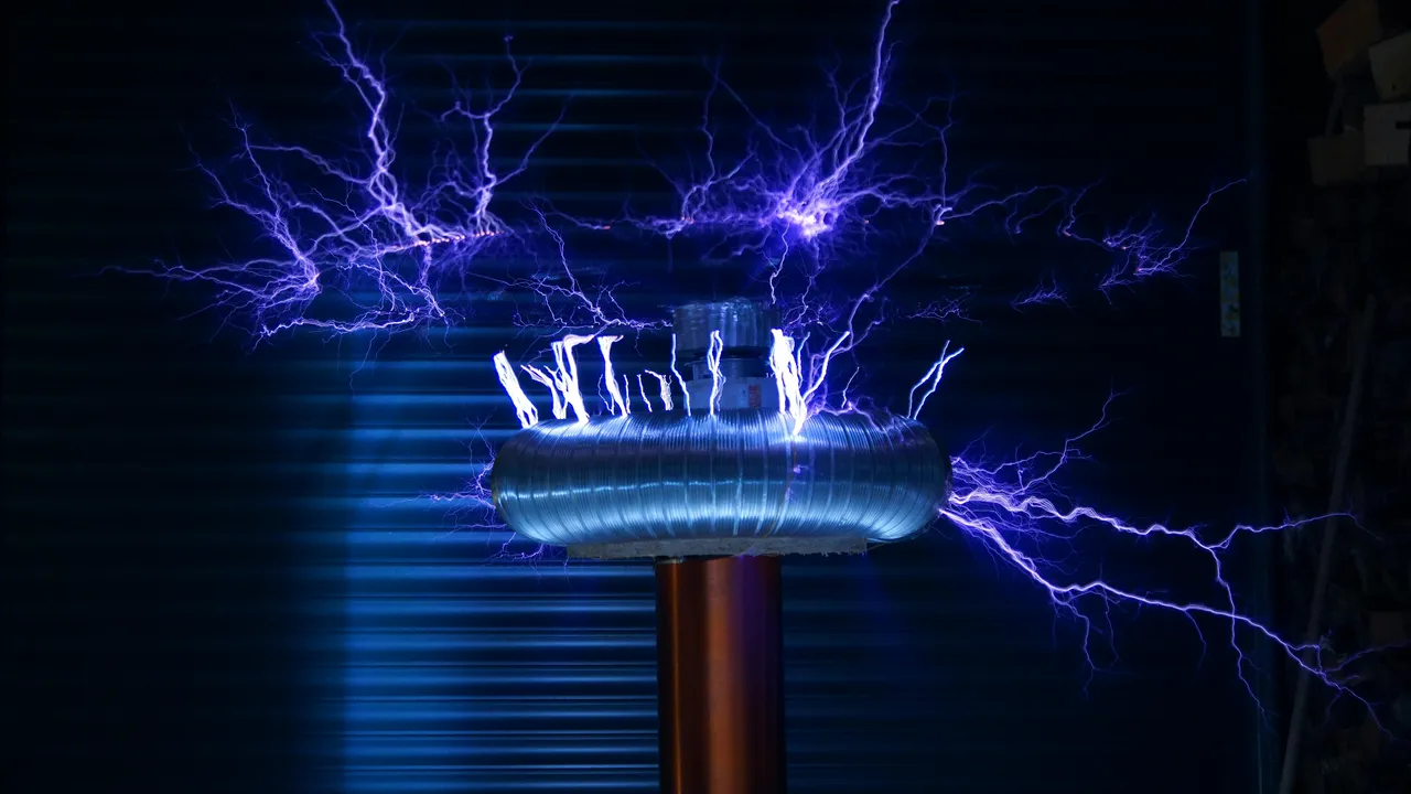 Gökyüzünde  gizemli hale  belirdi: Bilim insanları şaşkın