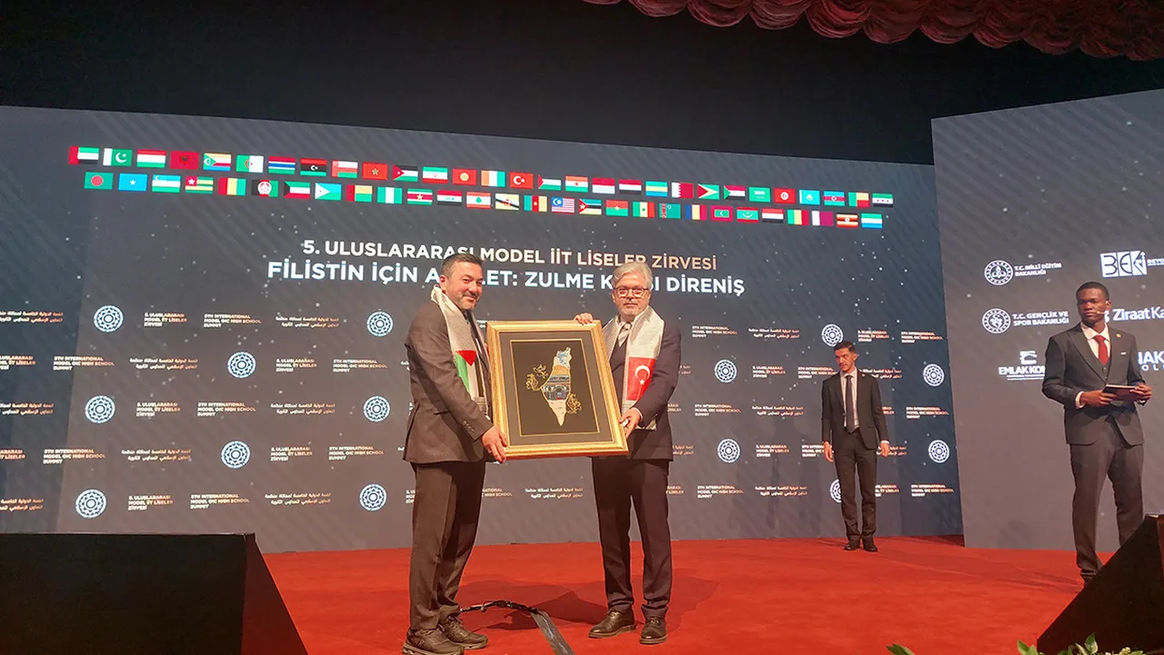 ICYF 55 ülkenin lise gençliğini İstanbul’da buluşturdu: Kararlar Birleşmiş Milletler’e gönderilecek