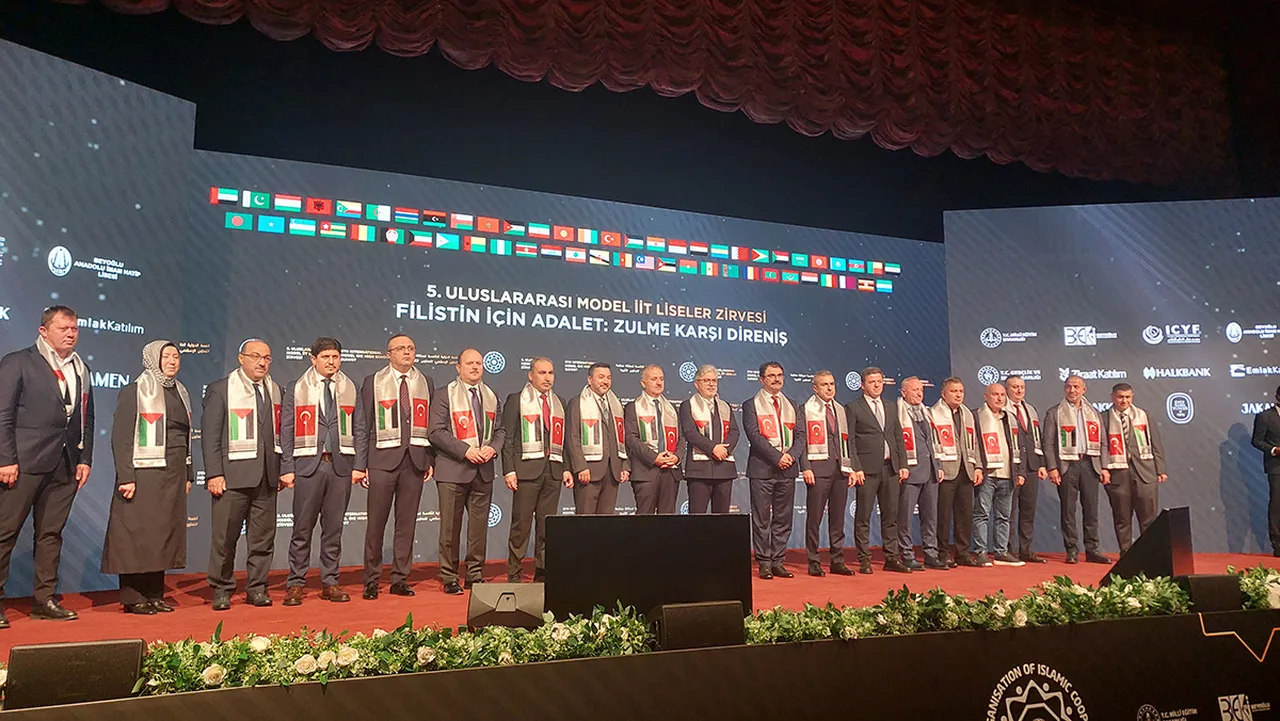 ICYF 55 ülkenin lise gençliğini İstanbul’da buluşturdu: Kararlar Birleşmiş Milletler’e gönderilecek