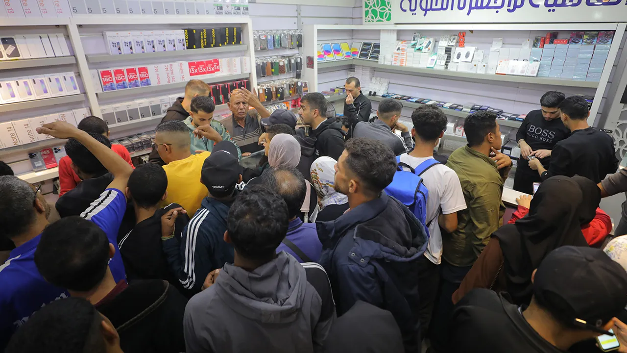 İsrail'in Gazze'de yeni oyunu: iPhone 17! 'Sahte normalleşme' planı pes dedirtti