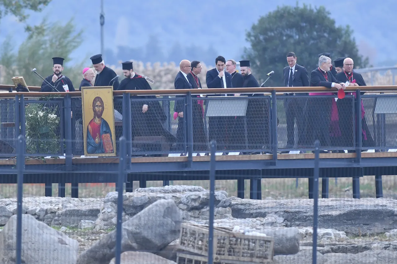 Papa İznike gidiyor! İlçede kuş uçurtulmuyor, suyun altı bile didik didik arandı