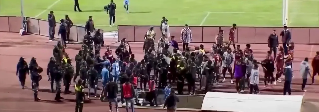 Bolivya Kupası çeyrek final maçı sonunda istenmeyen görüntüler ortaya çıktı