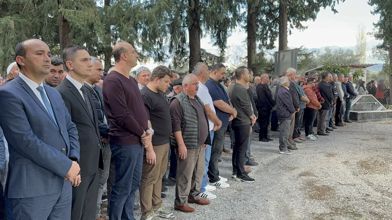 Tavuk yiyen 3 kardeş zehirlenme şüphesiyle hastaneye kaldırılmıştı