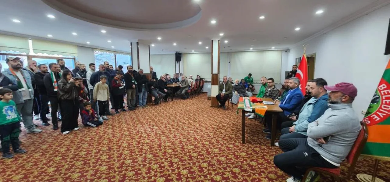 Murgul Belediyespor Kulübü basın toplantısı düzenledi