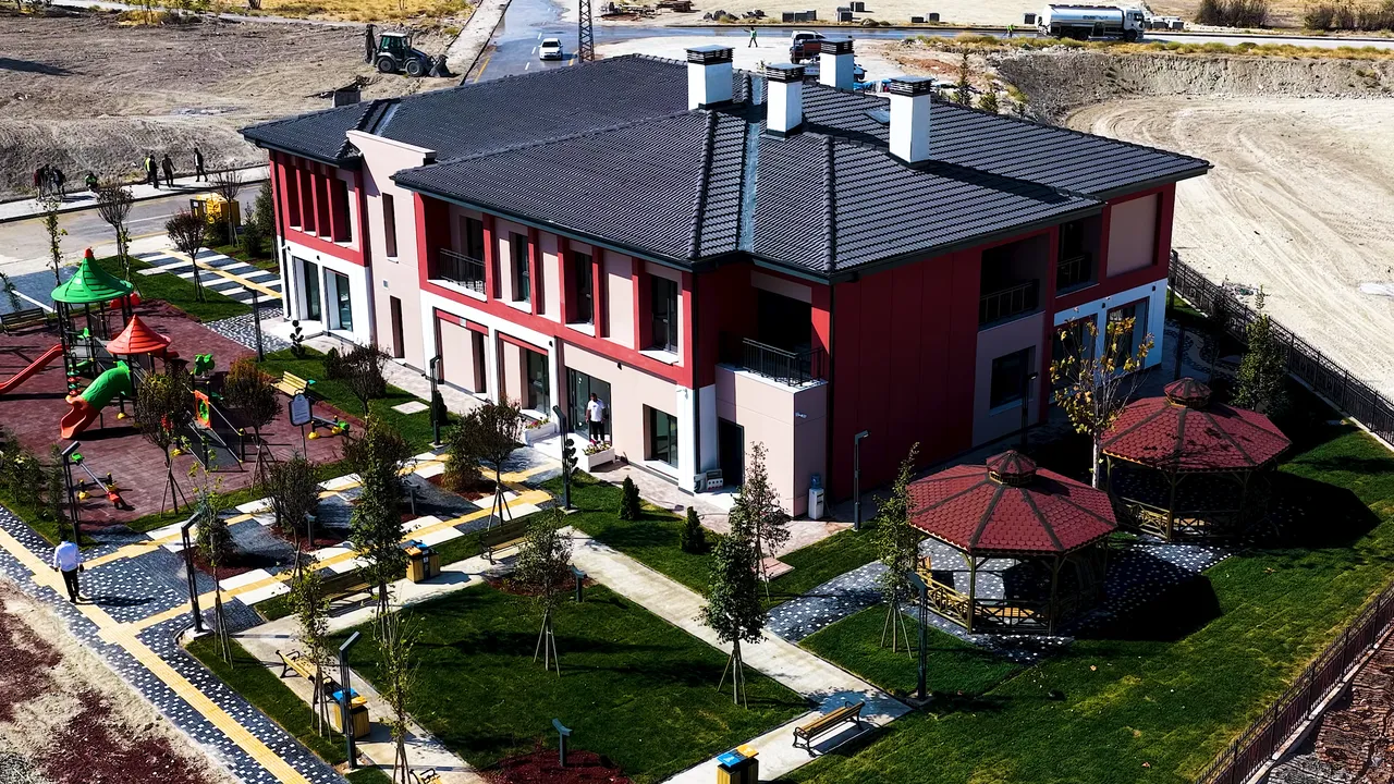 Bakan Kurum "Bir ilki daha gerçekleştiriyoruz" diyerek duyurdu! Mahalle konakları geliyor