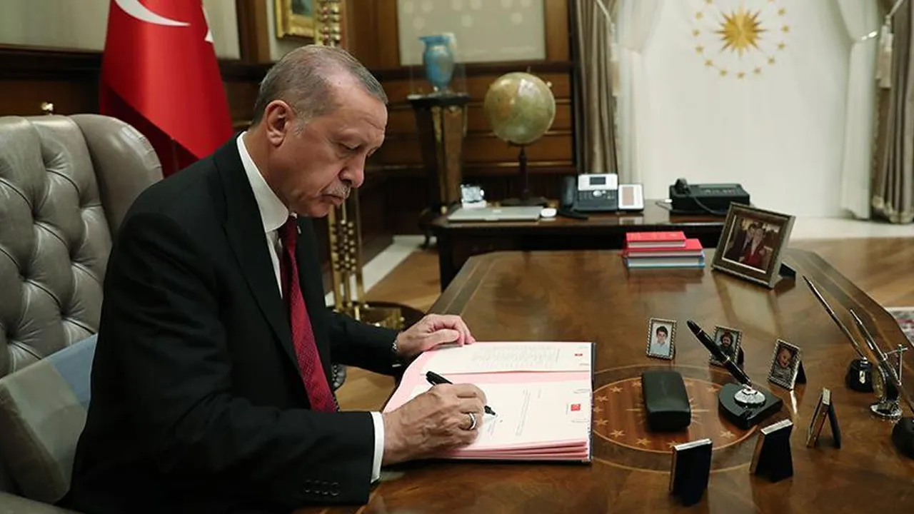 Cumhurbaşkanı Erdoğan imzaladı! Kritik görevlere yeni isimler