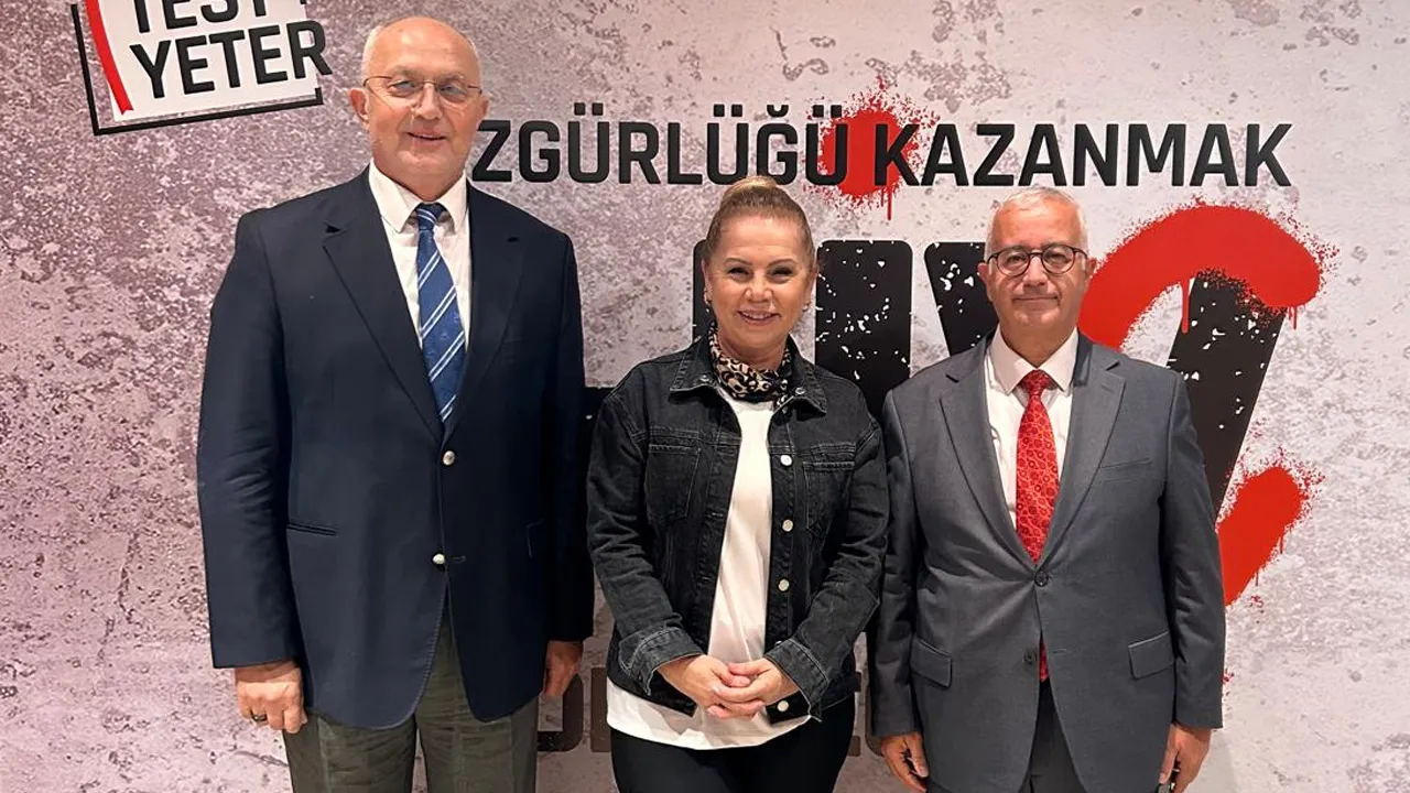 Prof. Dr. Serhat Ünal - Ziyneti Kocabıyık - Prof. Dr. Ömer Fehmi Tabak