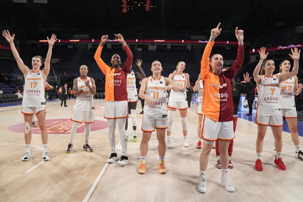 FIBA Kadınlar Avrupa Ligi B Grubu'nda mücadele eden Galatasaray Çağdaş Faktoring, 26 Kasım'da konuk ettiği Macaristan'ın Sopron Basket takımını 104-54 yenmişti