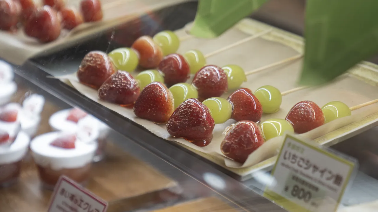 Japonya’nın kırmızı mücevheri! Hem kültürel hem turistik sembol