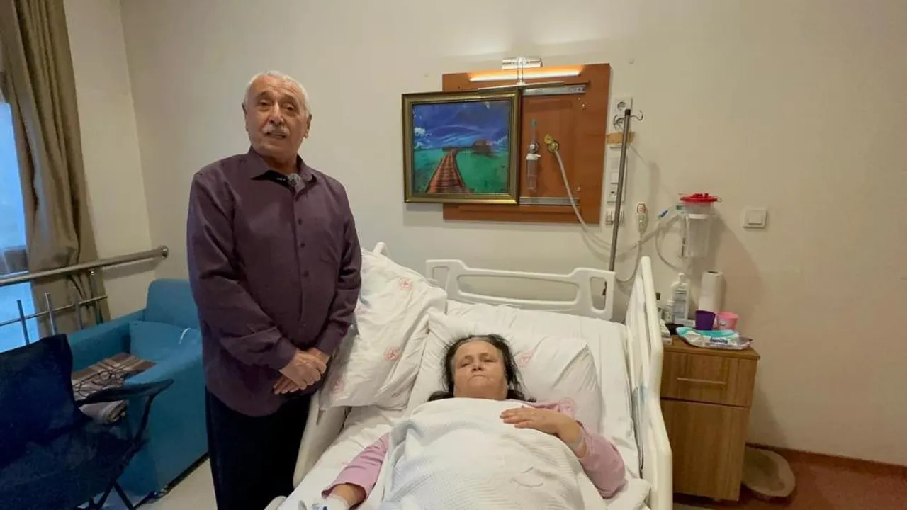 Kendisi bile şaşırdı! Safra kesesinden binlerce taş çıkarıldı