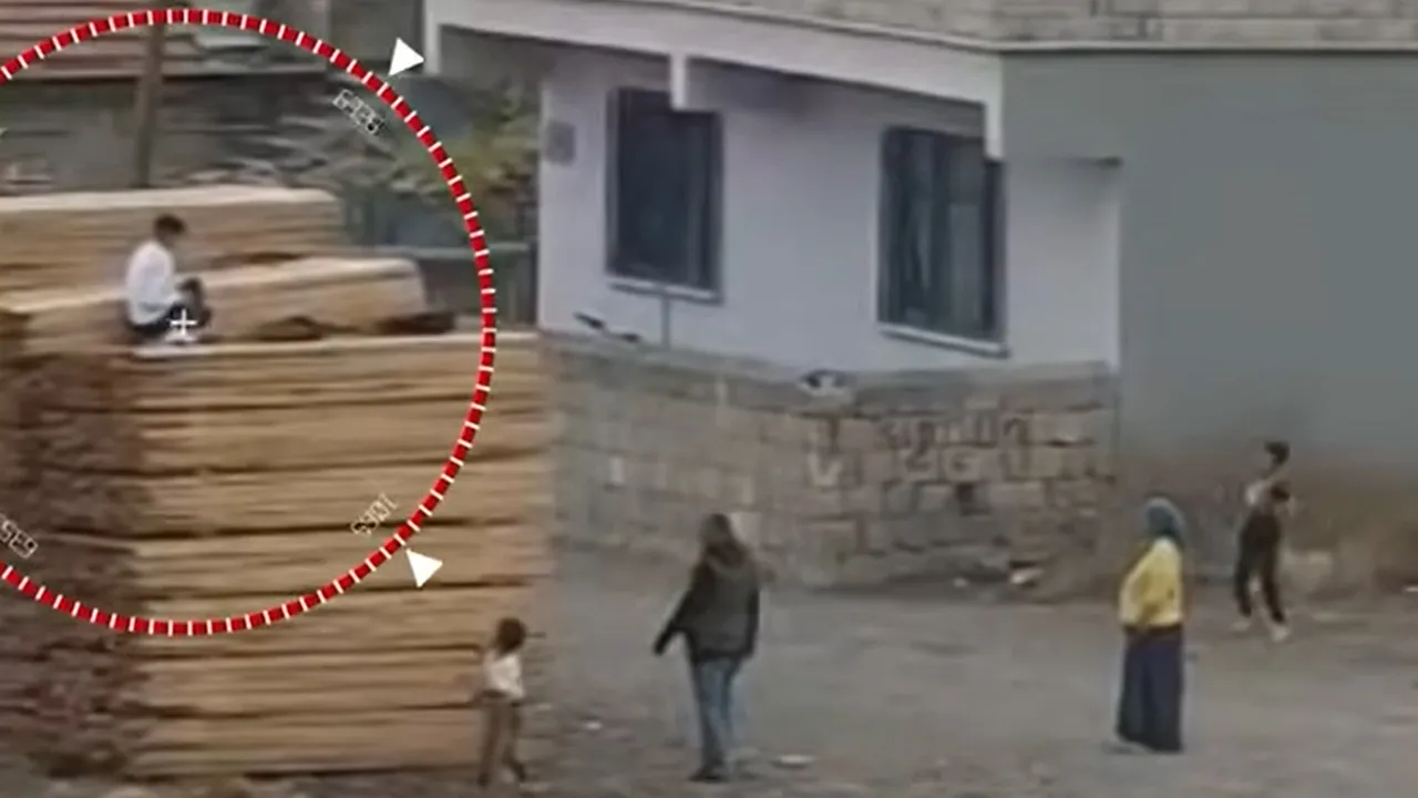 Kayseri'de bir aile yoldan geçen herkesi taşlıyor