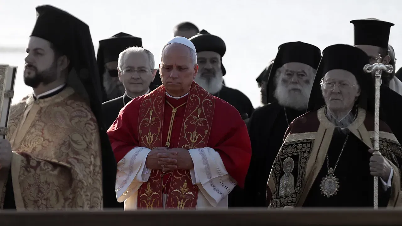 ZİYARETİN DİNÎ VE TARİHÎ KODLARI