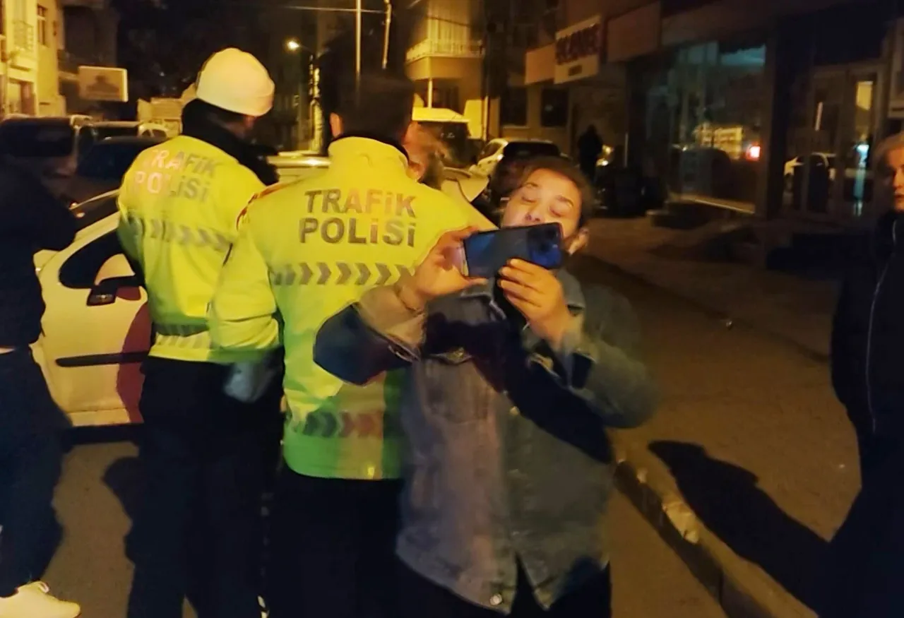 Pes dedirten 'kaza' senaryosu! Firari sürücünün yakınları gazetecileri kovaladı