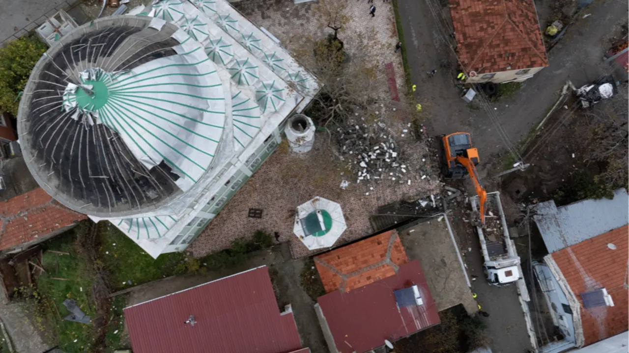 Turizm kentlerinde sel kabusu: Sokaklar Venedike döndü!