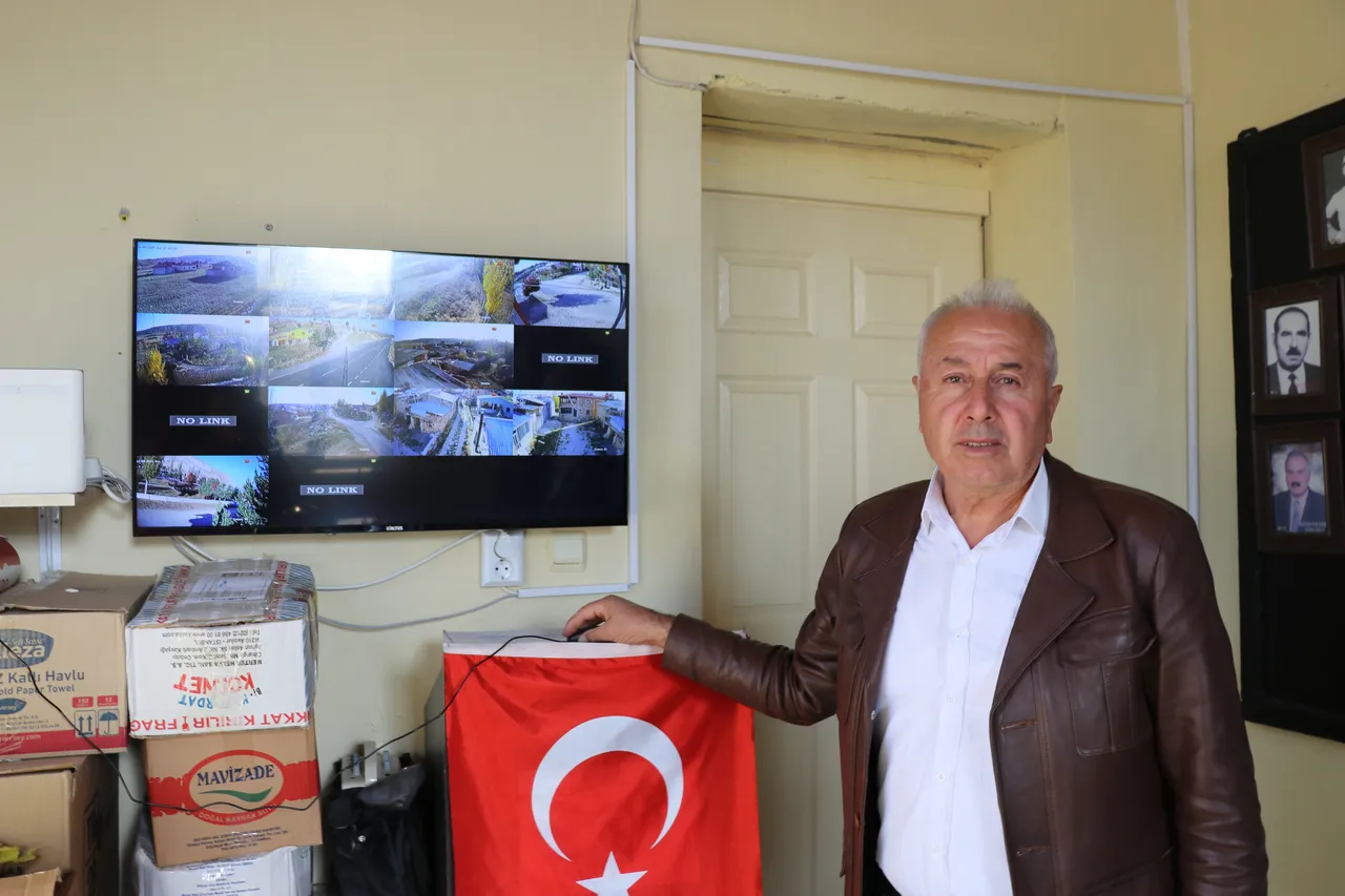 Türkiye'de bir ilk! Bu köy 7/24 kamerayla izleniyor, işte nedeni...