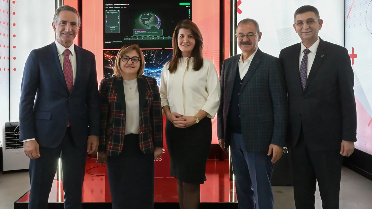 Vodafone’dan Türkiye’ye iki dev veri merkezi