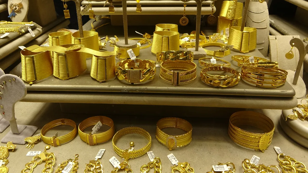 Altın bozup gümüş alınır mı? Uzman isim kritik seviyeleri açıkladı