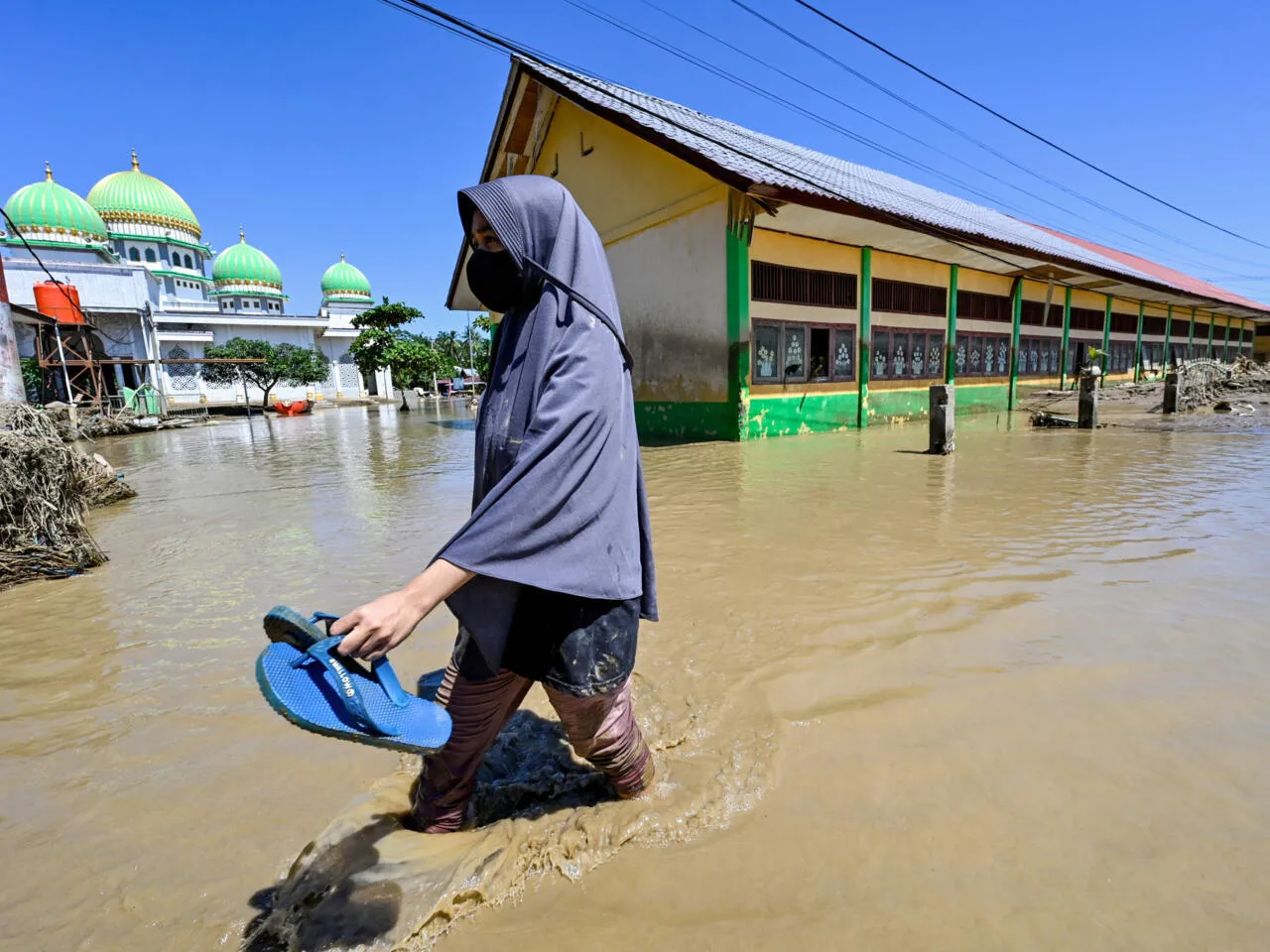 Asyada sel felaketi dinmiyor! 442 kişi öldü, 1 milyondan fazla kişi etkilendi