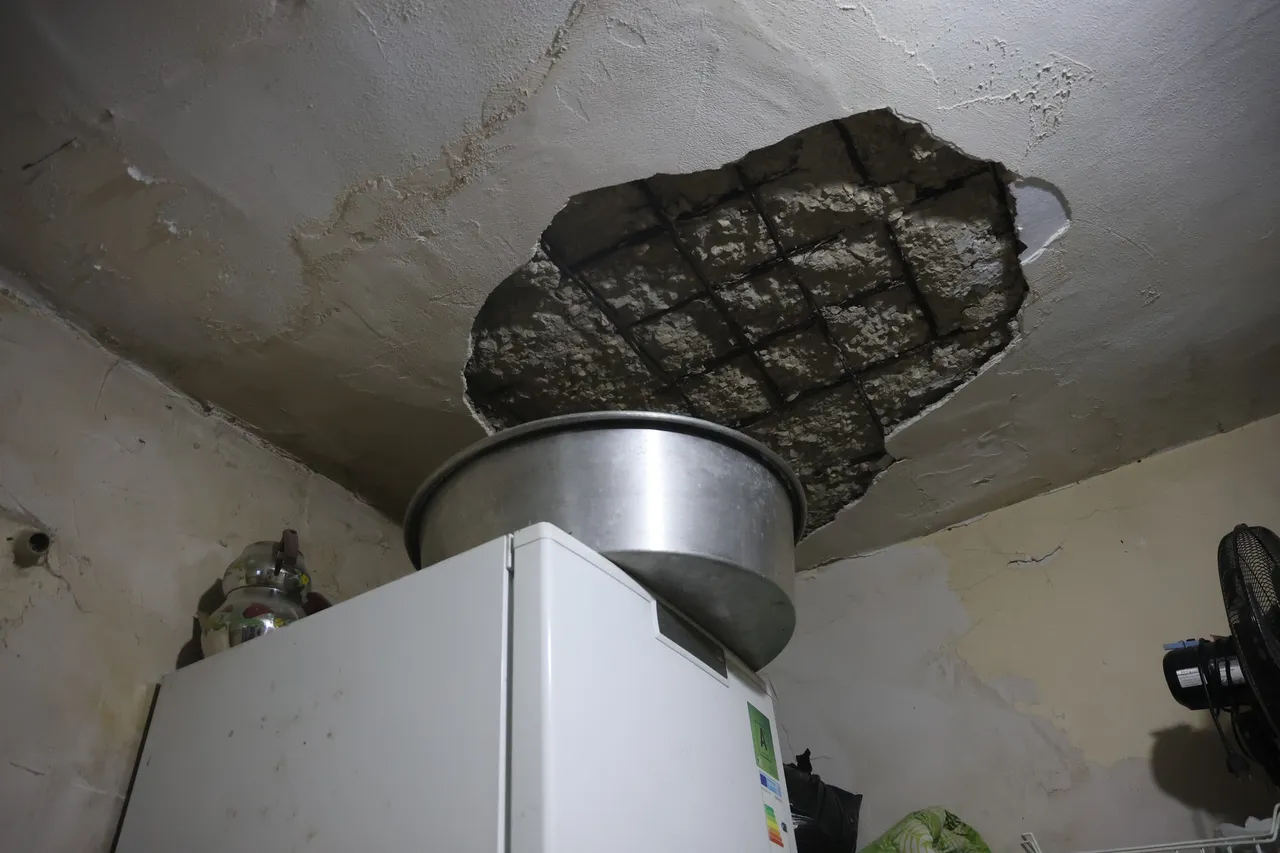 Banyosu yok, tuvaleti dışarıda! Tek odalı evde yürek burkan hayat mücadelesi