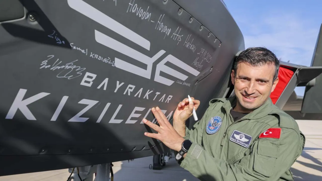 Bayraktar KIZILELMA hava-hava füzesiyle dünyada ilke imza attı