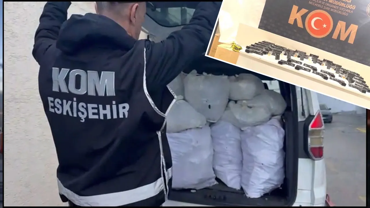 Çuvallar dolusu tabanca! Çekicinin üzerindeki araçtan mühimmat deposu çıktı