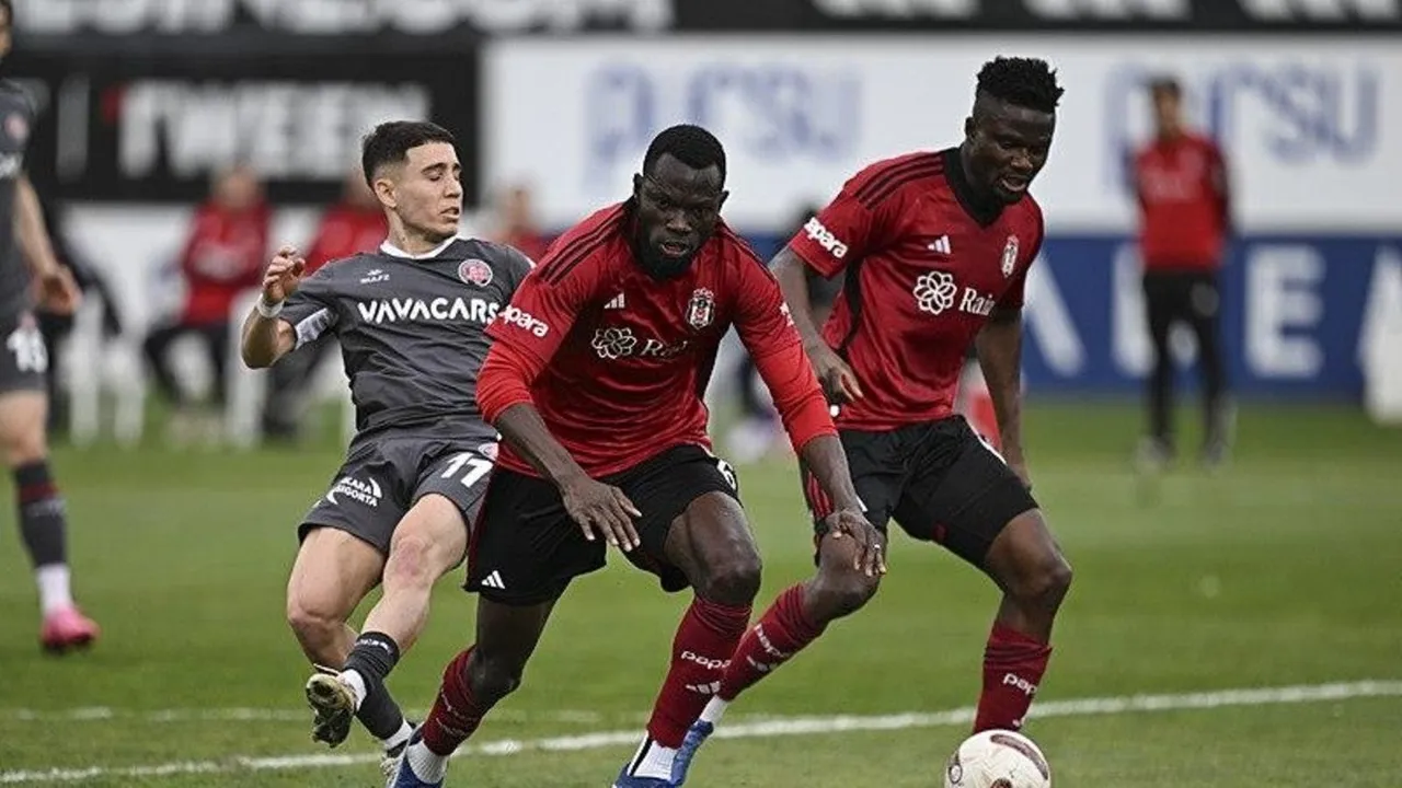 Fatih Karagümrük - Beşiktaş maçı hangi kanalda, saat kaçta? Süper Lig maçına geri sayım başladı!