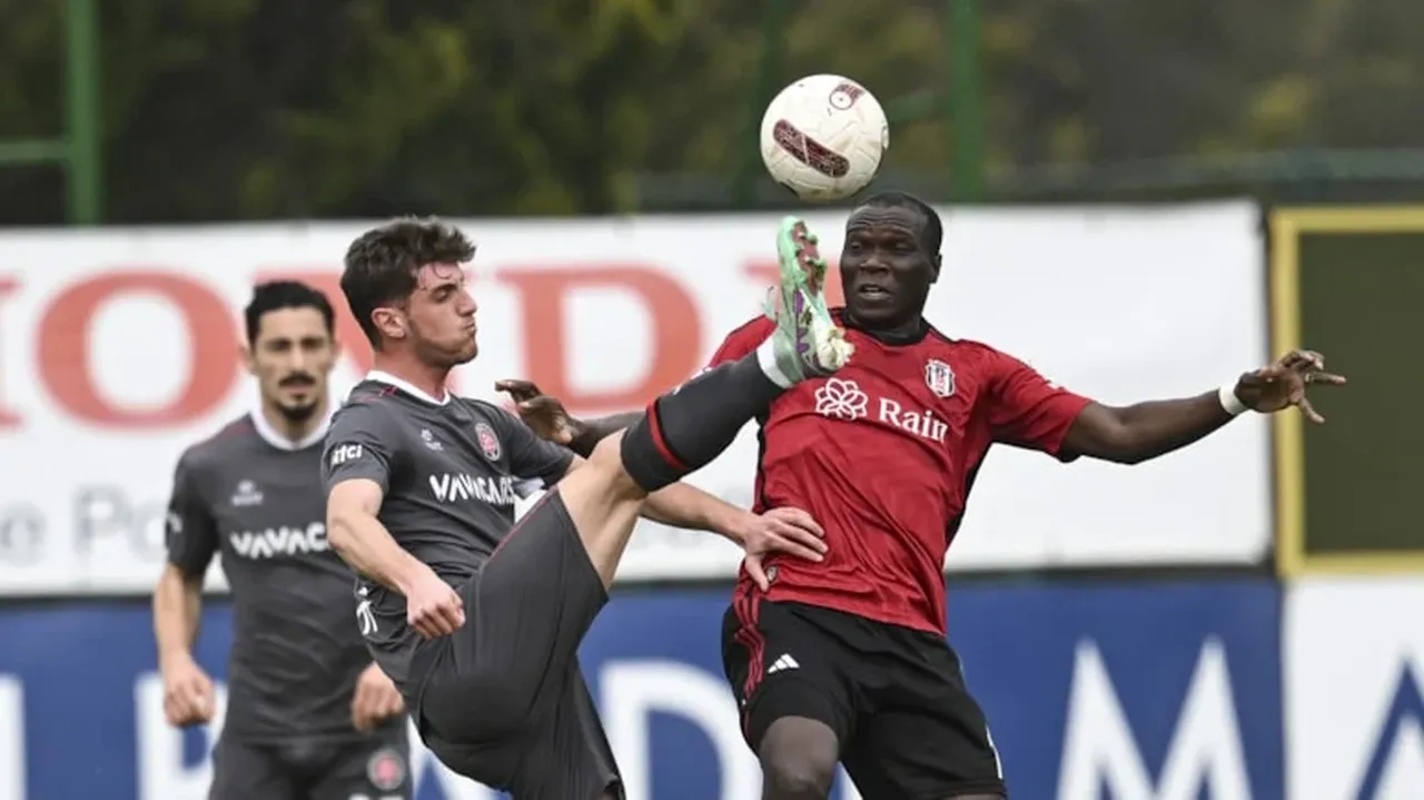 Fatih Karagümrük - Beşiktaş maçı hangi kanalda, saat kaçta? Süper Lig maçına geri sayım başladı!