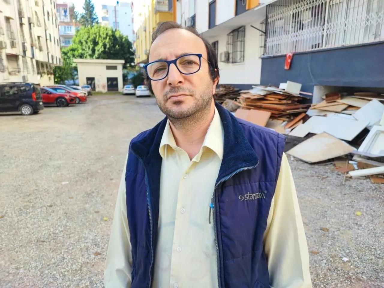 Biyoloji öğretmeni Yalçın Keklik