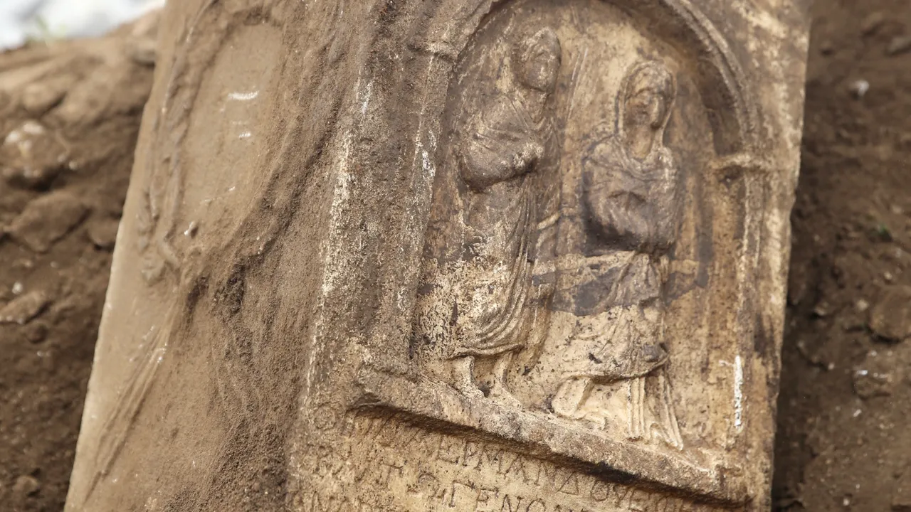 12 kişi güçlükle taşıdı! Çoban tarafından tesadüf eseri Muğla Seydikemer'de bulundu!