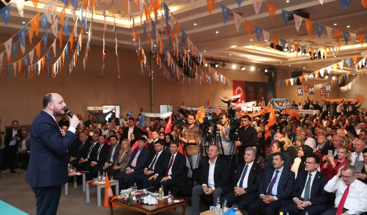 AK Partiye 11 ayda 750 binin üzerinde yeni üye!