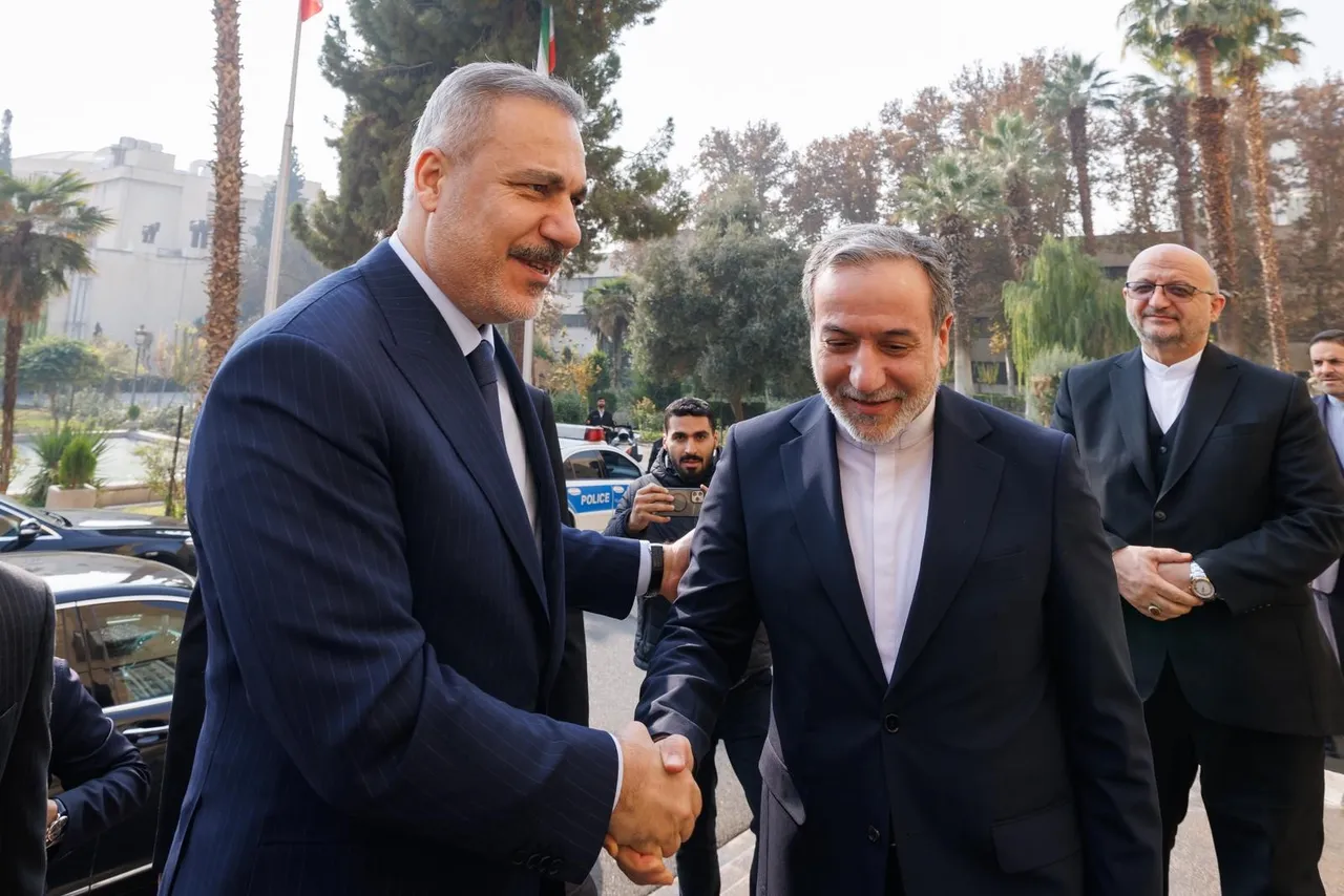 Dışişleri Bakanı Hakan Fidan, İranlı mevkidaşı Abbas Erakçi ile bir araya geldi