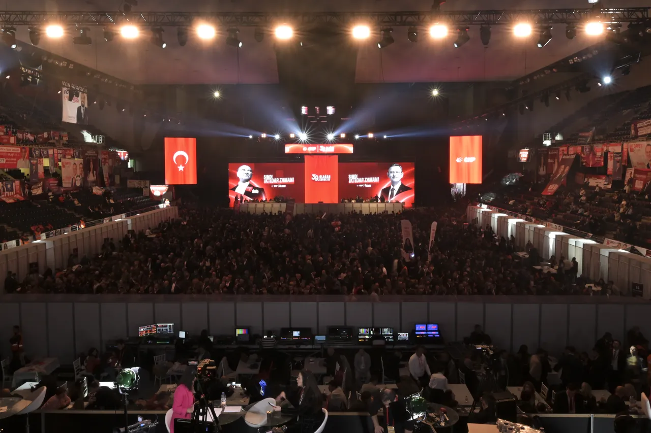 CHP PM'de Kılıçdaroğlu'na yakın isimler gitti