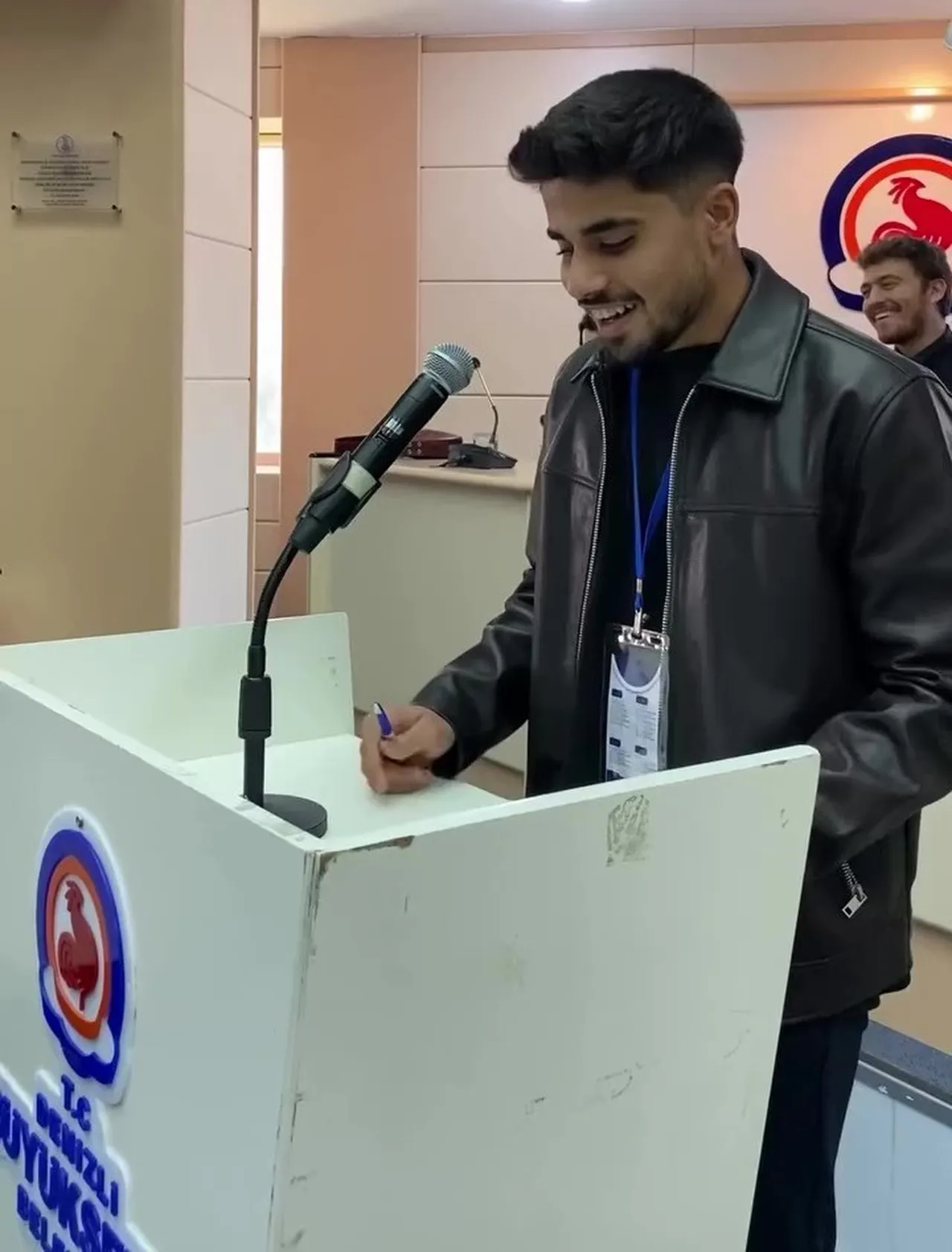 Denizli Büyükşehir Belediyesi Meclisi'nde bahis oylaması! Tepki çekince sildiler