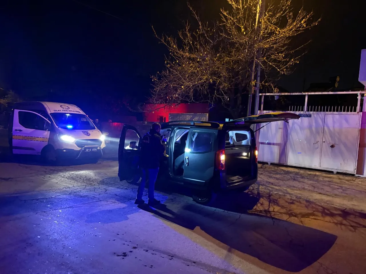 1 saat arayla 2 şüpheli de araçta bulundu