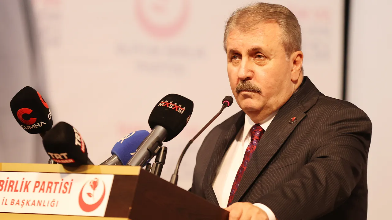 Mustafa Destici'den dikkat çeken çıkışı: Evlenmeyeni işe almayacaksın