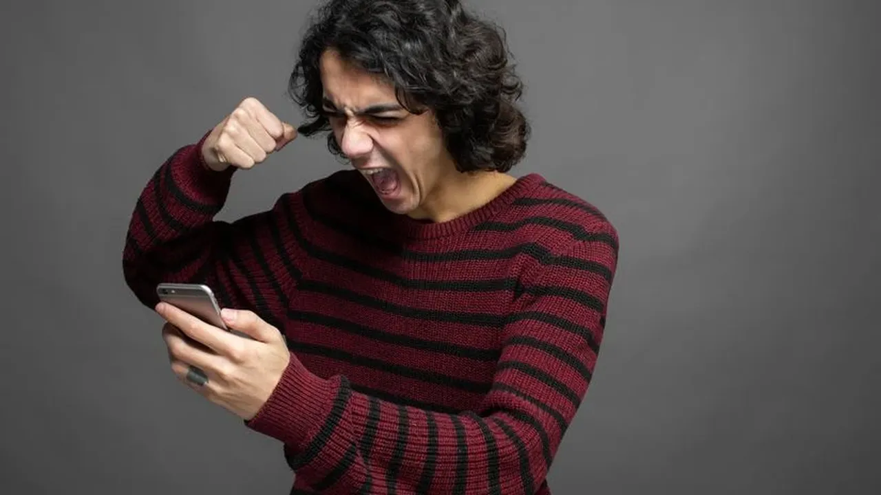 Rage bait ne demek, ne anlama geliyor? 2025in kelimesi belirlendi!